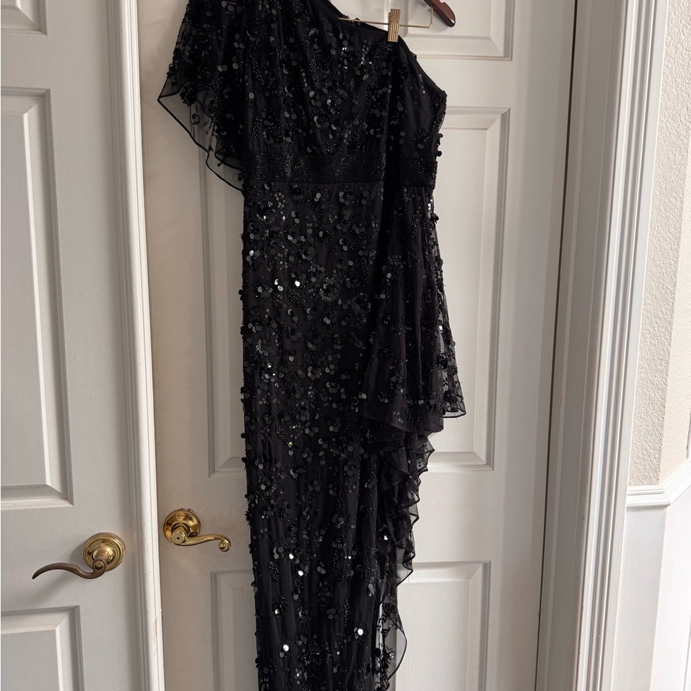 Mac Duggal Black Formal Gown